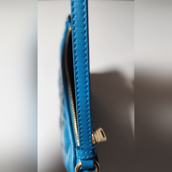 Miu Miu Pochette. Super puffy. - Picture 11 of 16